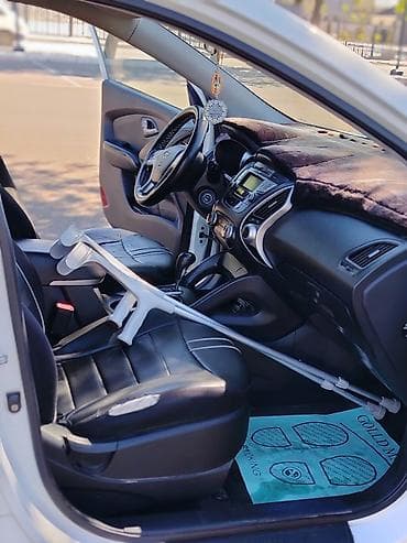 elektrik müherrik: Hyundai ix35 – salon və panel detalları - Model: Hyundai ix35 — 2
