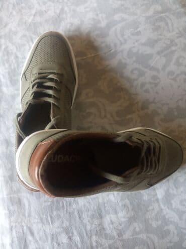 Botinkalar: Ayağımı sixdigi üçün satıram — 2