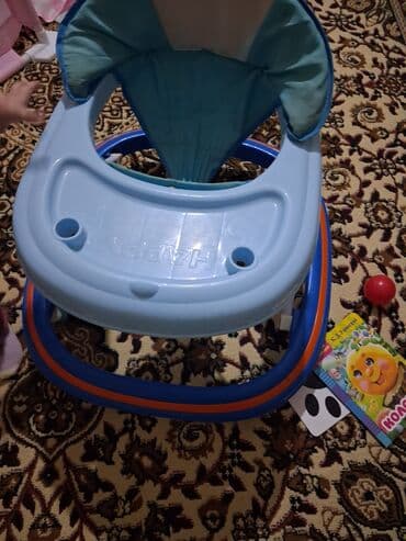 çəliklər: Uşaq gəzdirəni (yorğalı “walker”) - Rəng: açıq mavi oturacaq və masa — 2