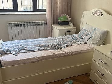 Uşaq/yeniyetmə otağı üçün mebel dəsti Tərkibi: - Tək nəfərlik çarpayı — 3