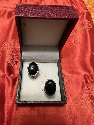 Klassik kişi manjeti düymələri – qara oniks daşlı, oval forma -