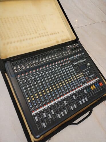 ucuz sıntezatorlar: Dynacord CMS 1600 mikser-pult Xüsusiyyətlər: - 16 girişli kompakt — 1