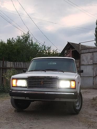 vaz 2107 matoru: VAZ (LADA) 2107: 5 l | 2005 il Sedan — 2
