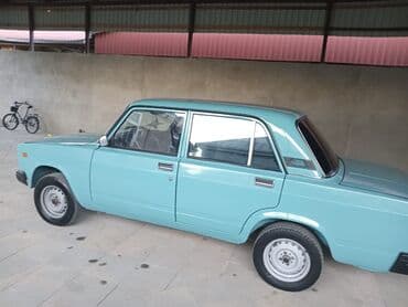 xezer avtomobil satis merkezi: VAZ 2107 sedan - Kuzov: 4 qapılı sedan, açıq mavi rəng - Salon: qara — 4