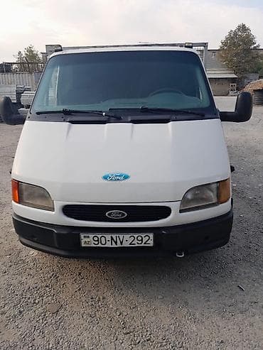 qazel bortu: Ford yük pikapı (platformalı) - Marka/model: Ford Transit şassi — 4