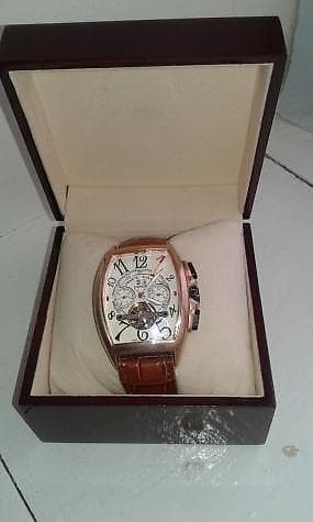 Smart qolbaqlar: İsveçrənin yüksək xarakteristikası, müasir stil və ahəngdarlığıyla — 3