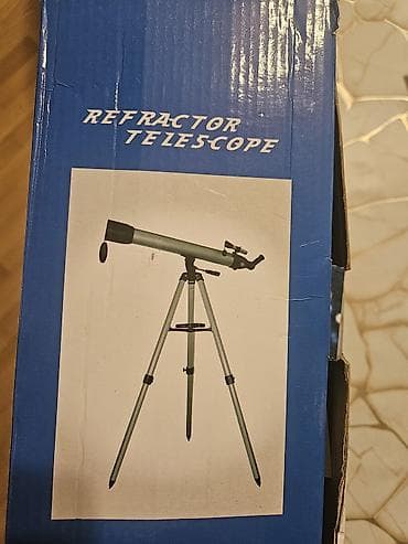 bas gitara: Refractor Telescope – ulduz müşahidəsi üçün linzalı teleskop — 1