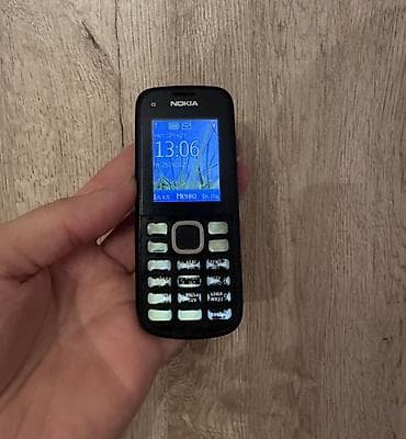 Nokia < 2 GB Memory Capacity, rəng - Qara, Düyməli