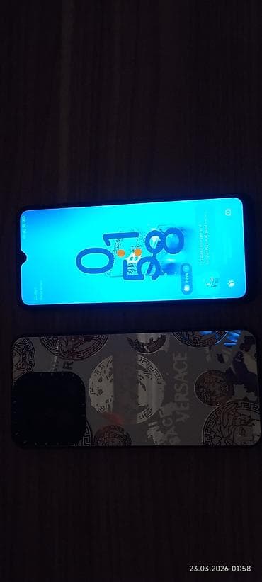 Işlək vəziyyətdədir. kabro və adapter üstündə veriləcək. üzünə plyonka