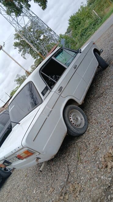 купить чехлы на авто: VAZ 2106 sedan – klassik ağ kuzov, qara ön barmaqlıq və xrom — 5