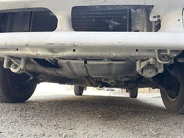r16 disk 4 bolt: VAZ 2115 avtomobili, gümüşü rəngdə sedan kuzovlu modeldir. Şəkillərdə — 3