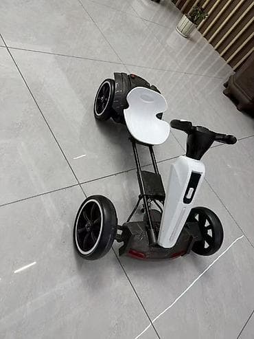 Uşaq üçün pedallı go-kart - 4 təkərli stabil konstruksiya, geniş ön — 7