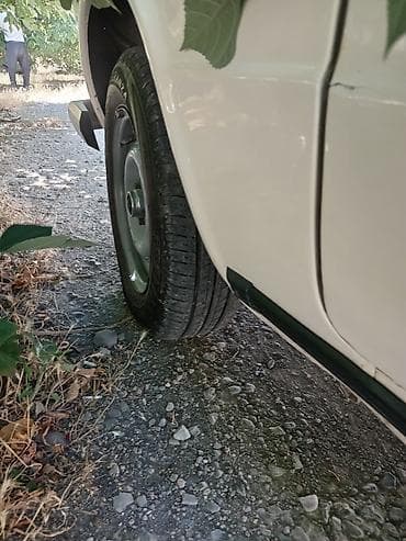 vaz 2107 abilsofka: VAZ (LADA) 2106: 1.6 l | 1983 il 28865 km Sedan — 4