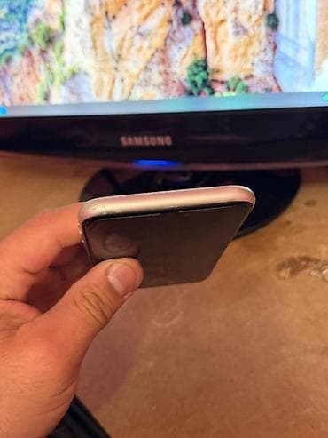 iphone 7 yeni: IPhone 11, Ağ, Face ID — 5