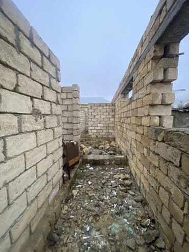 heyet evi: 3 otaqlı, 100 kv. m, Kredit var, Təmirsiz — 5