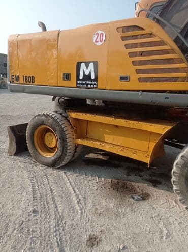 сколько стоит мопед: Volvo 180, 2011 г., мотор 10 л, Б/у — 14