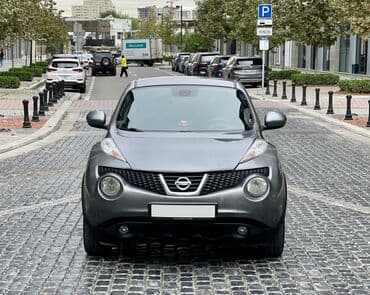 nisanlar: Nissan Juke: 1.6 l | 2012 il Krossover — 1