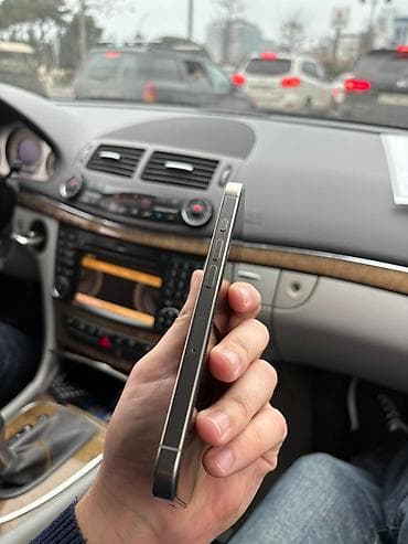 irsad iphone 12: IPhone 16 Pro, 256 GB, Natural Titanium — 3