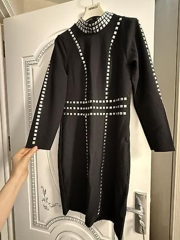 sacaqli don: Qadın geyimi Her biri bir defe geyinilib Hec bir problemleri yoxdur — 5