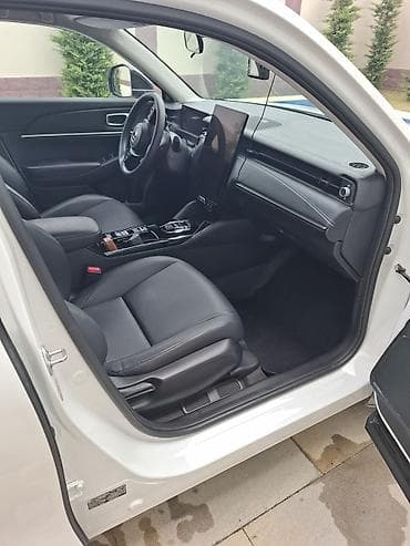 kros motor: Honda e:NS1 (elektrik krossover) 2023el, 24500km - Kuzov: kompakt — 4