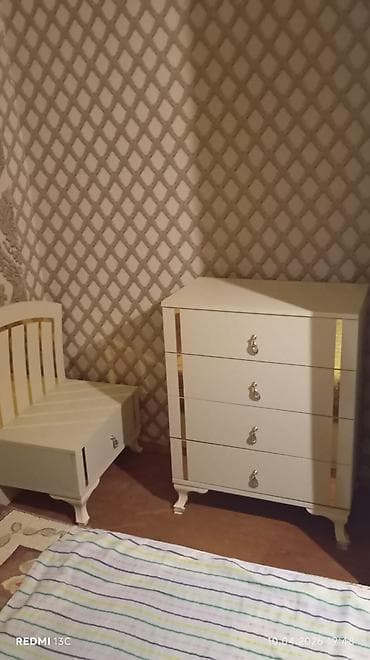 plastik qapı və pəncərə: 5 qapı, Güzgülü, Ağ, Digər material, Açılan, Düz dolab — 3