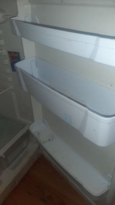 Другая техника для кухни: Б/у 2 двери Indesit Холодильник Продажа, цвет - Белый — 4