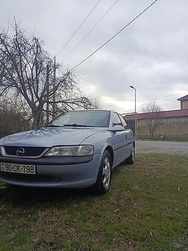nissan note bufer: Opel Vectra: 1.8 l | 1997 il 415000 km Sedan — 2