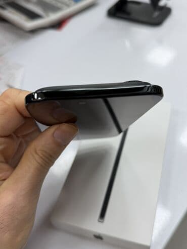 kontakt home iphone 12 pro max 128: IPhone Air, 256 GB, Qara, Face ID — 6