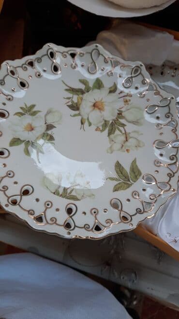 tatli un memulatlari gunesli: Kasalar, rəng - Ağ — 2