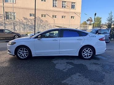 elantra baqaj: Ford Fusion sedan – ağ rəng, 4 qapı, 5 yerlik. Əsas xüsusiyyətlər: - — 3