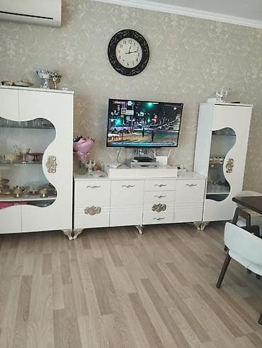 TV altlığı, Servant