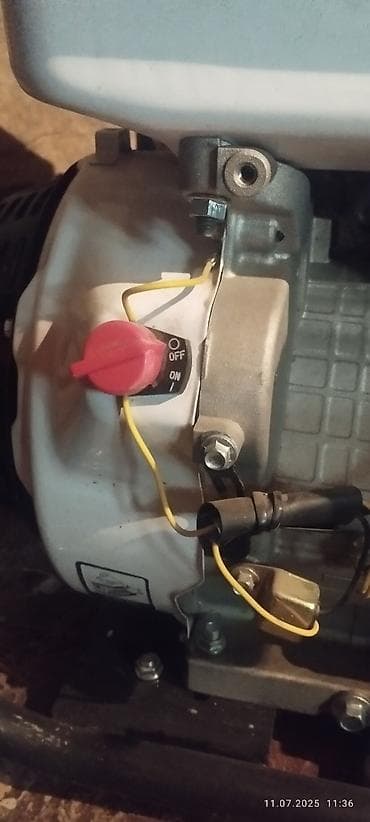 qapi ev: Su nasosu.Göldən, çaydan su vurmaq üçün.100lükdü.Benzinlə — 4