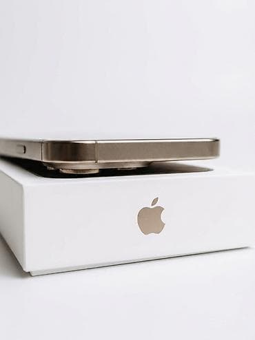 IPhone 16 Pro, 256 GB, Desert Titanium — 5