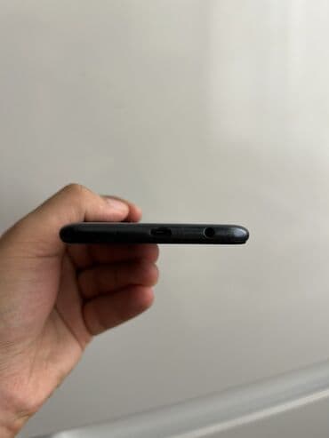 samsung a10 ucun kabrolar: Samsung Galaxy A10, 32 GB, rəng - Qara, İki sim kartlı — 5