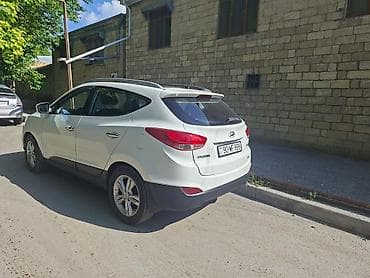 chery fulwin 2: Hyundai ix35, ağ rəng, 4WD (tam ötürücülü) krossover. Xüsusiyyətlər — 2