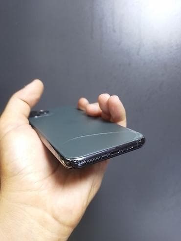 apple macbook: IPhone 11 Pro, 64 GB, Qara, Face ID — 6