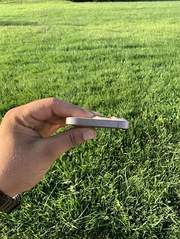 apple 5 s: IPhone 16 Pro, 128 GB, Gümüşü — 4