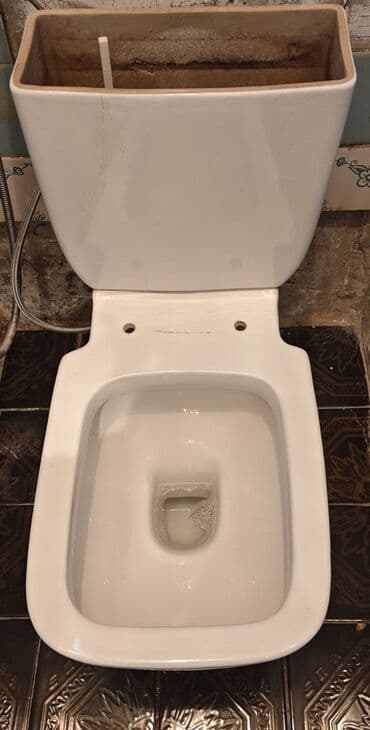 2ci əl unitaz: İşlənmiş, Unitaz, Baçokdan ayrı, Kredit yoxdur, Ünvandan götürmə — 1