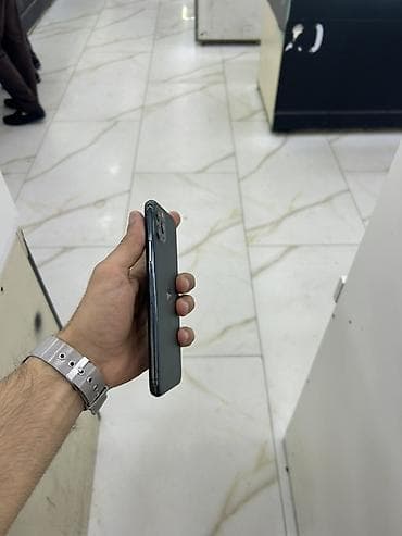 ipone 18: IPhone 11 Pro Max, 256 GB, Space Gray, Face ID — 3
