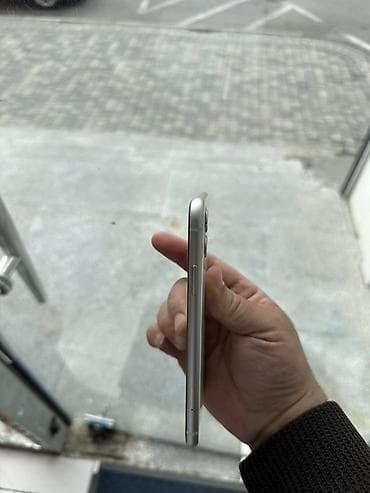 apple iphone 4: IPhone 11, Ağ, Face ID — 7