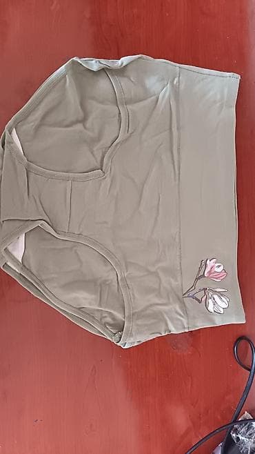 alt paltarlar: L.XL.XXL 1.60 qəpik çox miqdara çatırlma pulsuzdu 20 yanvar ərəzisi — 2