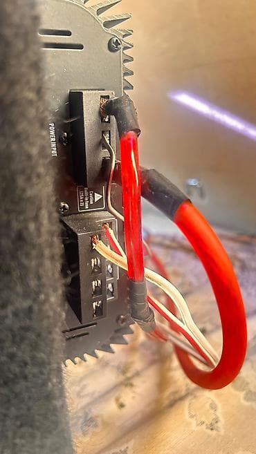 aksesuar instagram: Kenwood basofka ve soundmax uslitel 2 aydi alinib tezeden secilmir tam — 2