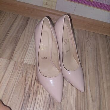 женские классические туфли на танкетке: Туфли, цвет - Бежевый, Новый — 2