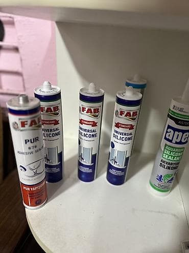 silikon tapanca: Məhsul: Yapışdırıcı və silikon mastiklər toplusu 4manatdan baslayir — 3