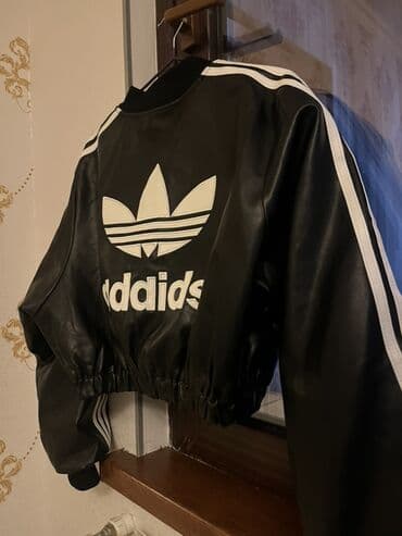 deri pencekler: Кожаная куртка, Adidas — 2