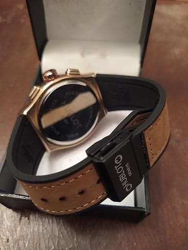 kademan saat qiymetleri: Su kecirmezdi rengi getmir shusheside cixilmir ishdenmeyib almisham — 2