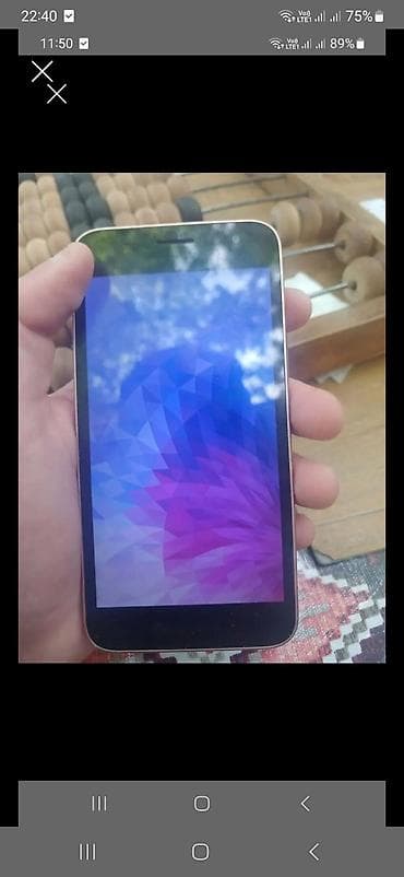 mikrofon bluetooth: Məhsul: Sensorlu mobil telefon Xüsusiyyətlər: - Kompakt korpus, bir — 1