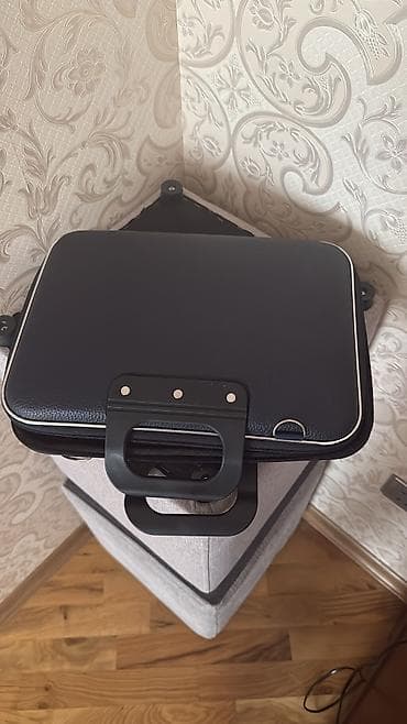 sert disk: Lenovo ThinkPad noutbuk dəsti - Model: Lenovo ThinkPad (14" ekran — 3