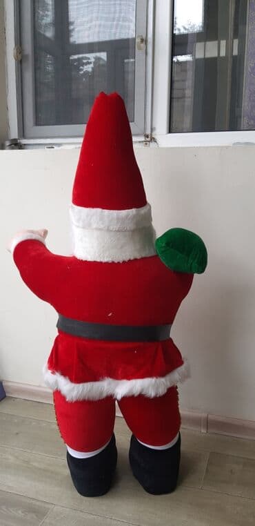 şaxta baba paltarları: Saxtababa santaklaus teze.hundurluk 102 sm 45 manat .son qıymet 40 — 3