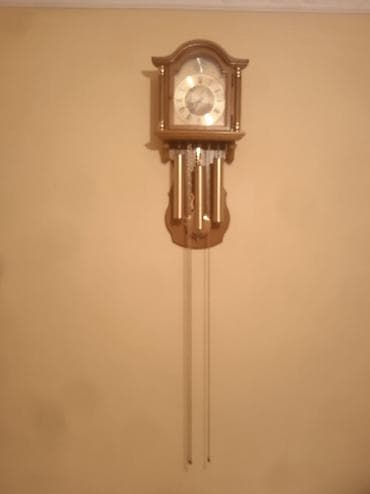 Şəkillər, tablolar: Divar saatları, Mexaniki, Mayatnik — 2